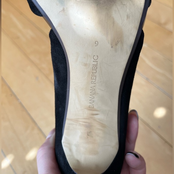 Banana Republic Adelia D’Orsay Suede Pump - Picture 5 of 8